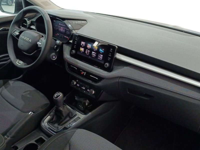 Skoda Fabia usata a Catania (9)