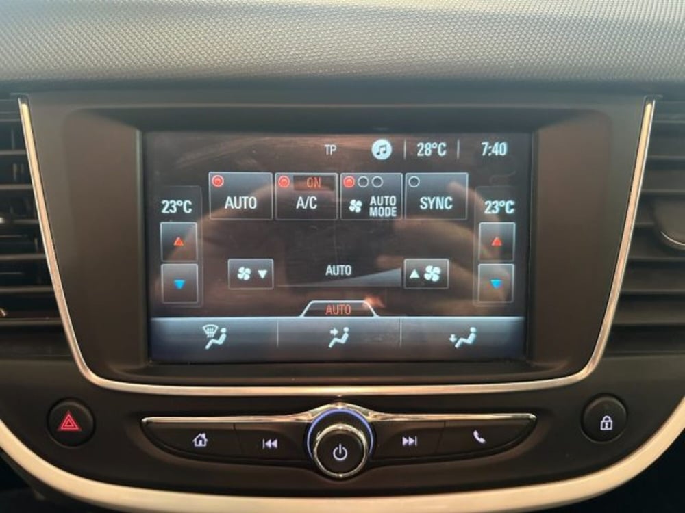 Opel Crossland usata a Cuneo (15)