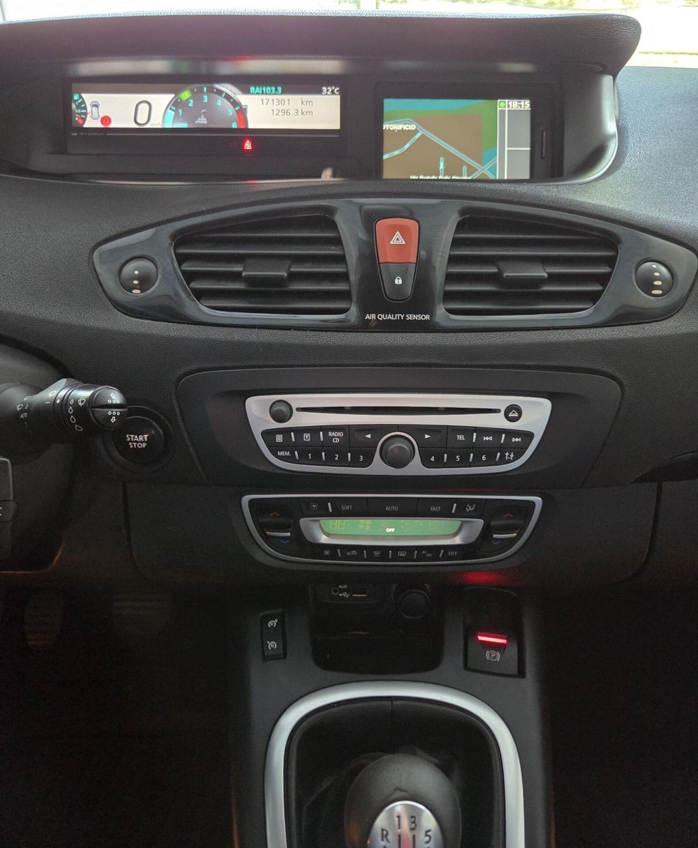 Renault Scenic E-Tech Electric usata a Torino (10)