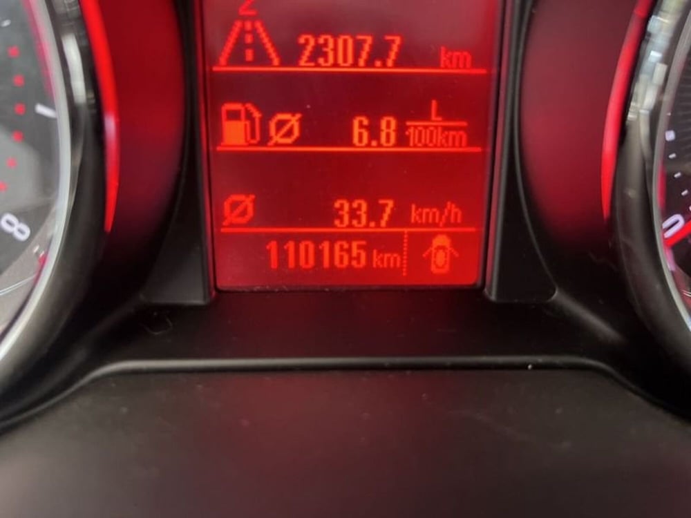 Opel Adam usata a Prato (9)