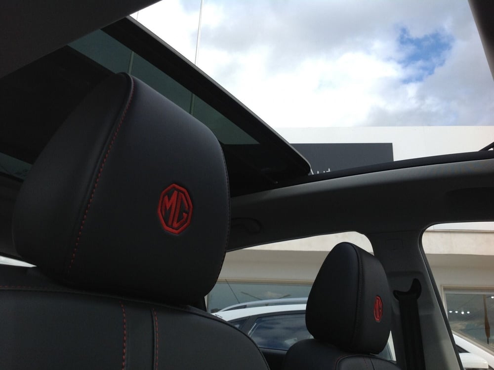 Mg ZS usata a Napoli (5)