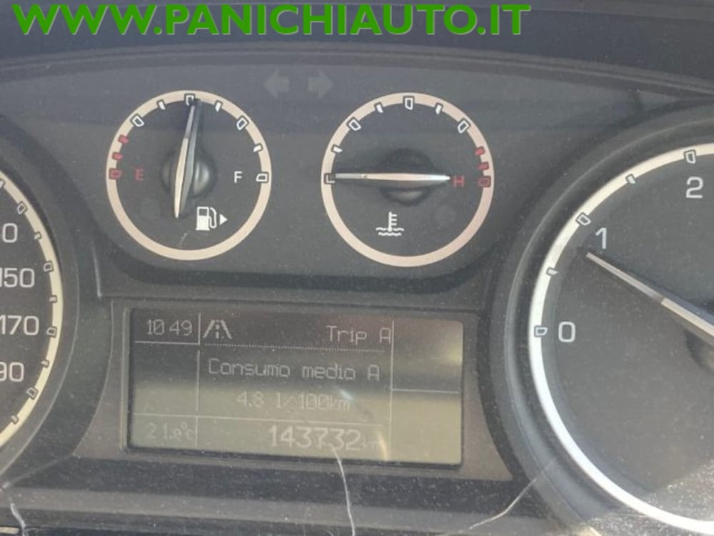 Lancia Ypsilon usata a Arezzo (11)