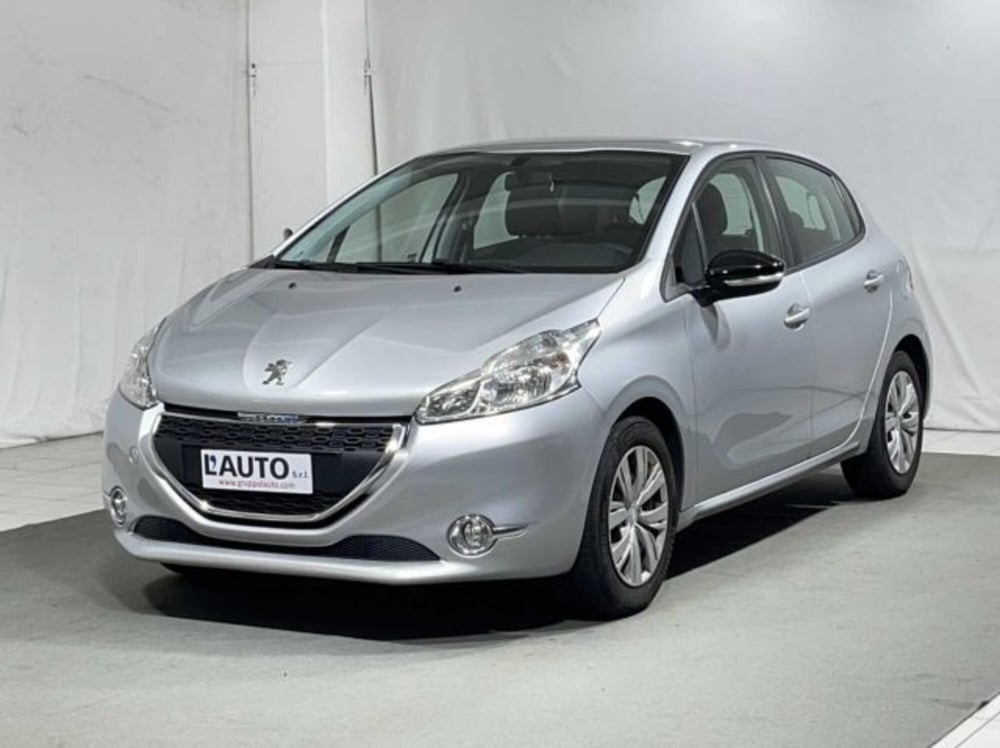 Peugeot 208 usata a Sondrio