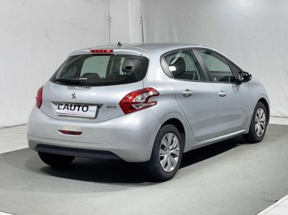 Peugeot 208 usata a Sondrio (5)