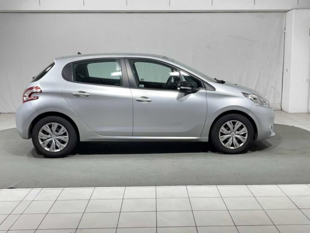 Peugeot 208 usata a Sondrio (6)