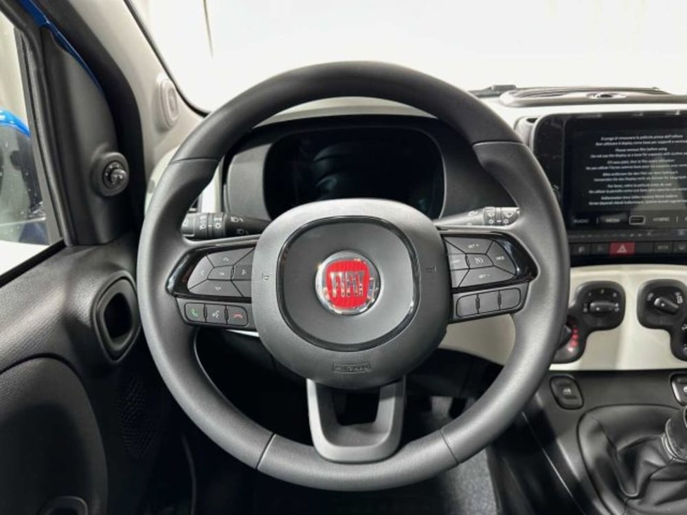 Fiat Panda nuova a Sondrio (13)