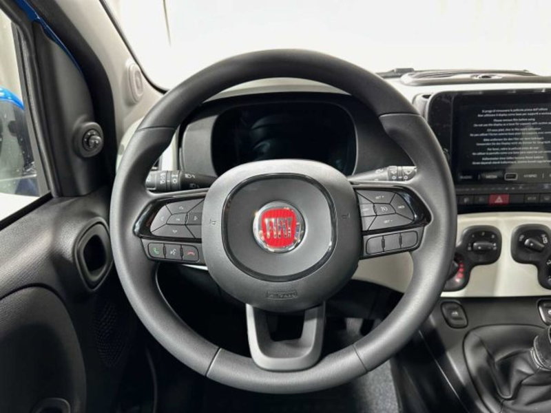 Fiat Panda nuova a Sondrio (13)