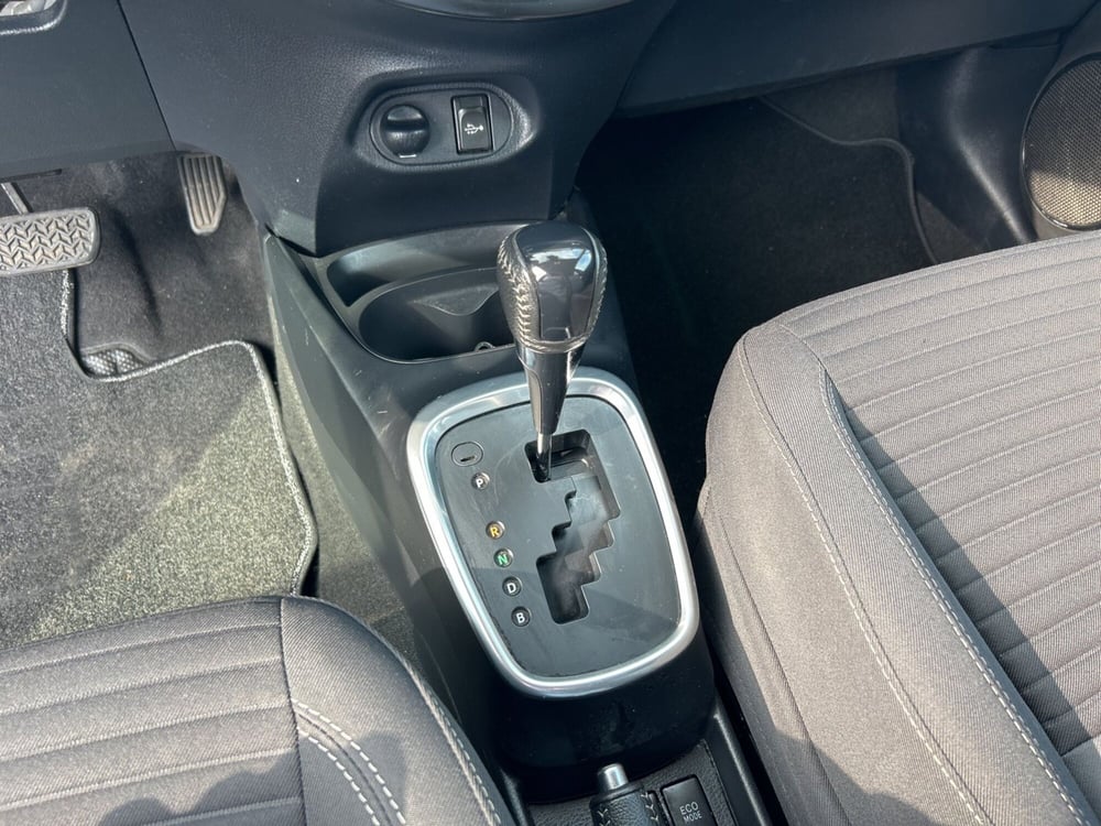 Toyota Yaris usata a Piacenza (14)