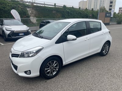 Toyota Yaris 1.0 5 porte Active del 2014 usata a Piacenza