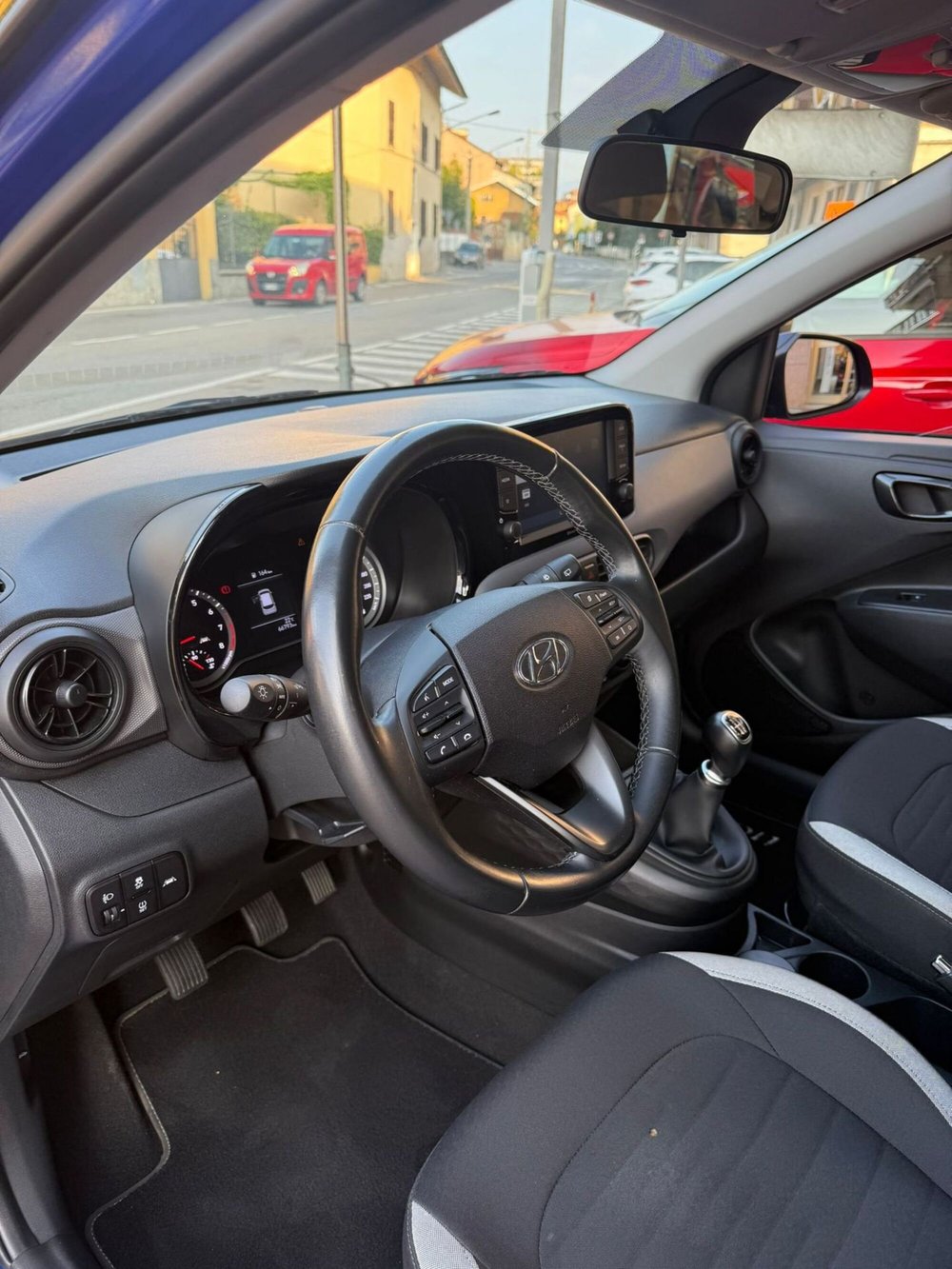 Hyundai i10 usata a Torino (7)