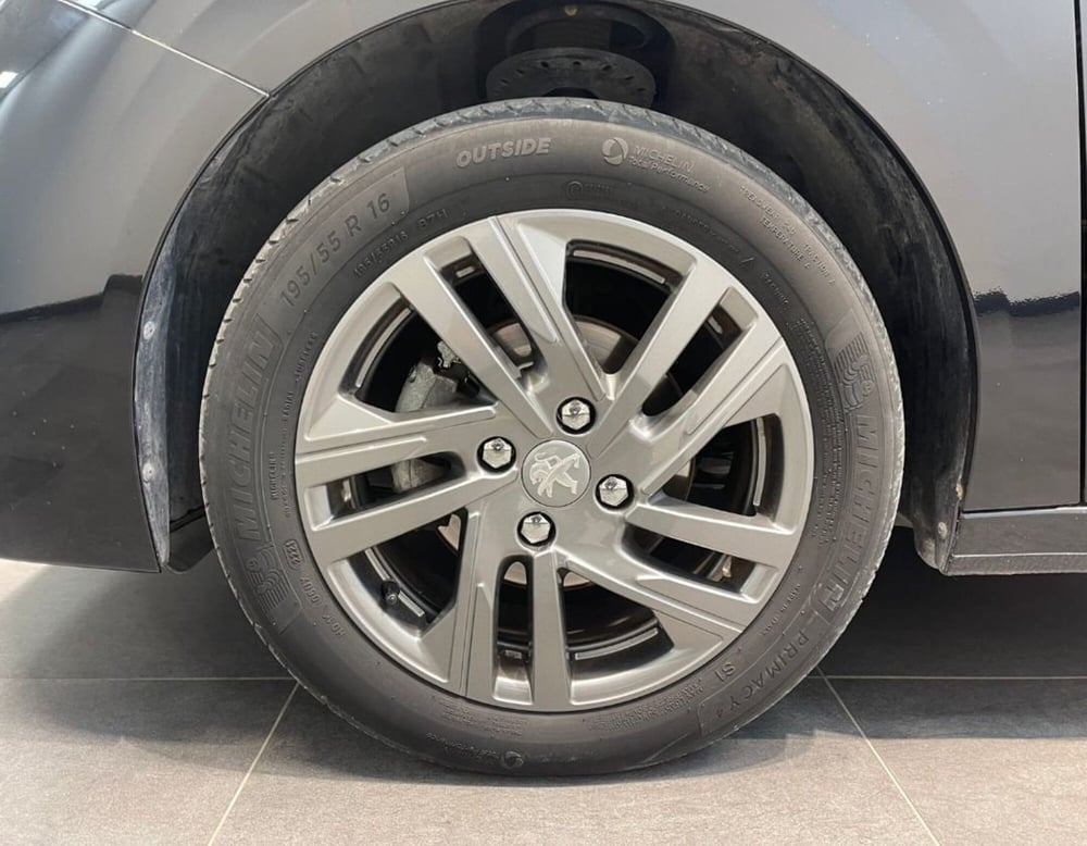 Peugeot 208 usata a Ferrara (14)