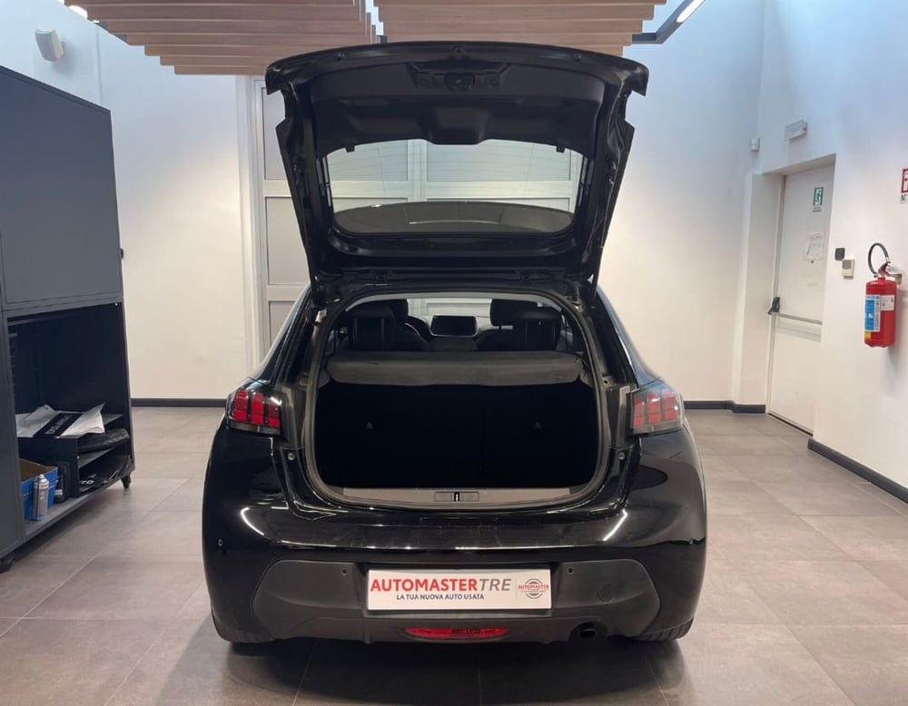 Peugeot 208 usata a Ferrara (9)
