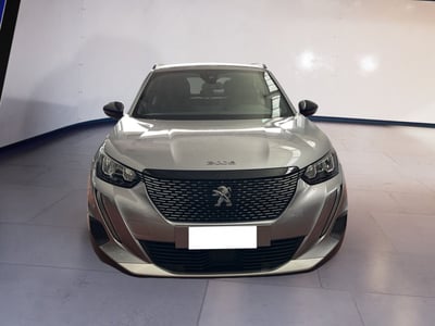 Peugeot 2008 1.2 puretech Active s&amp;s 100cv del 2023 usata a Torino