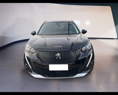 Peugeot 2008 1.2 puretech Active s&amp;s 100cv del 2022 usata a Torino