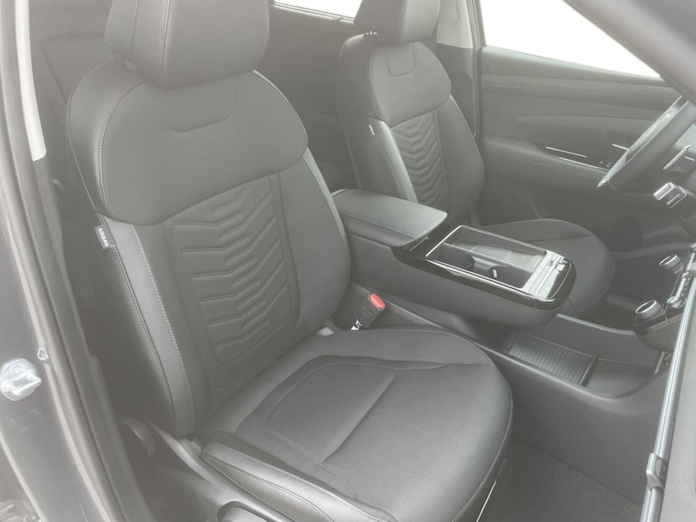 Hyundai Tucson nuova a Pistoia (15)