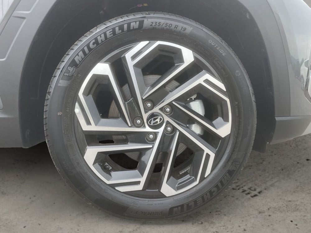 Hyundai Tucson nuova a Pistoia (16)