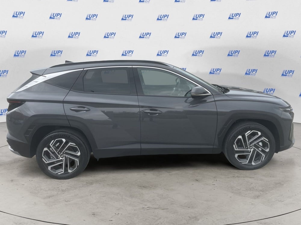 Hyundai Tucson nuova a Pistoia (7)