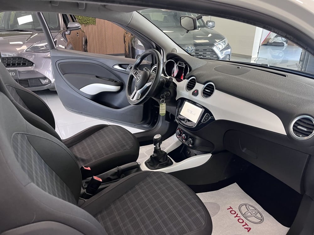 Opel Adam usata a Prato (8)