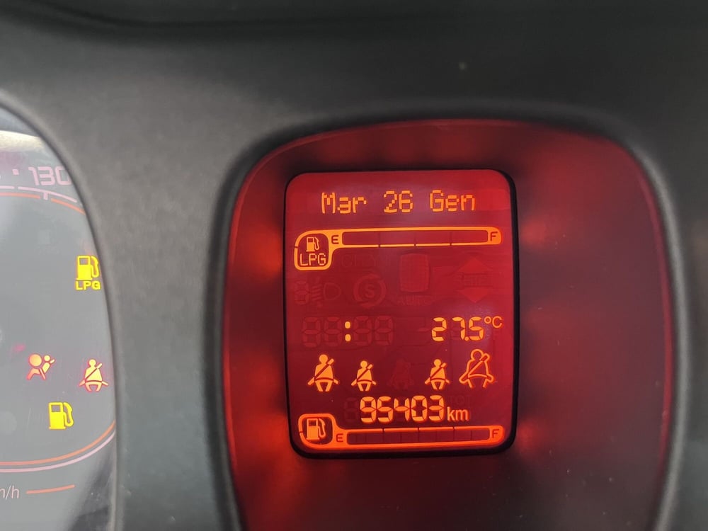 Fiat Panda usata a Prato (12)