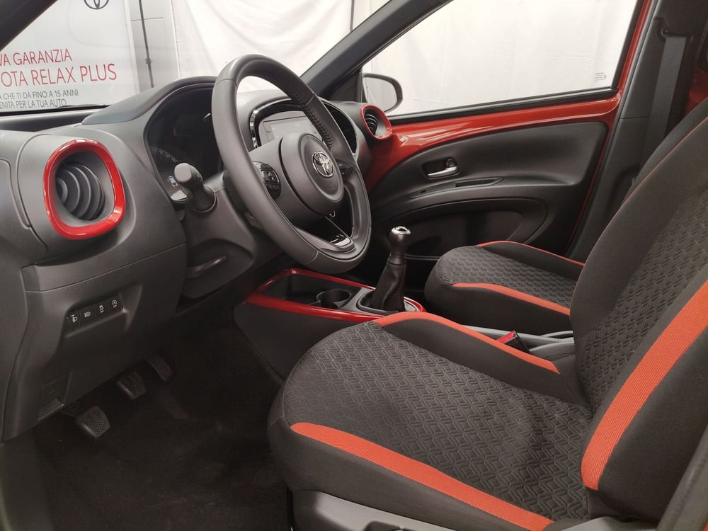 Toyota Aygo X usata a Roma (7)