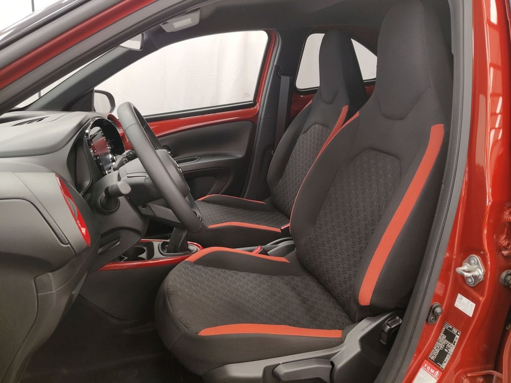 Toyota Aygo X usata a Roma (8)