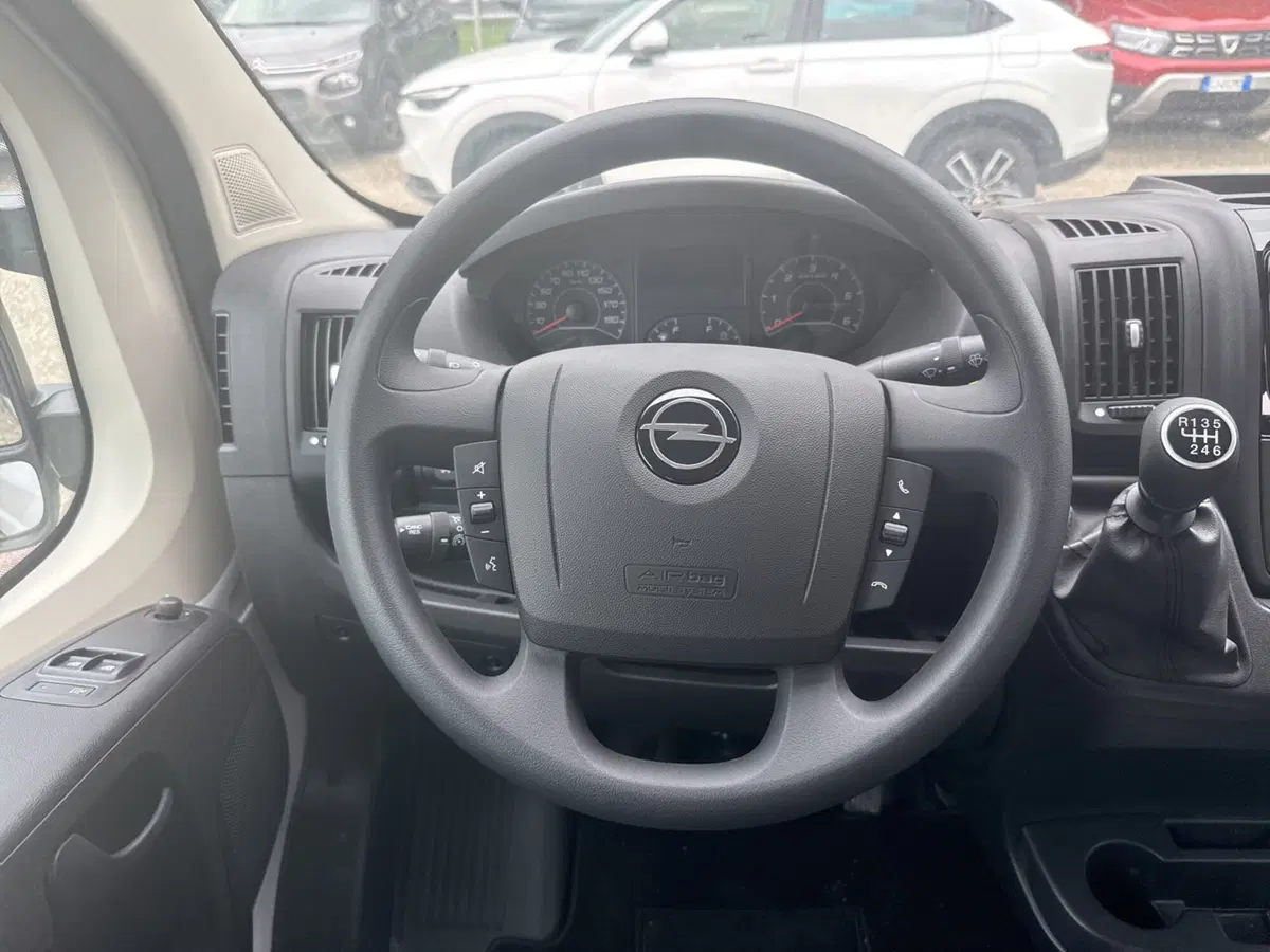 Opel Movano Furgone nuova a Ravenna (16)