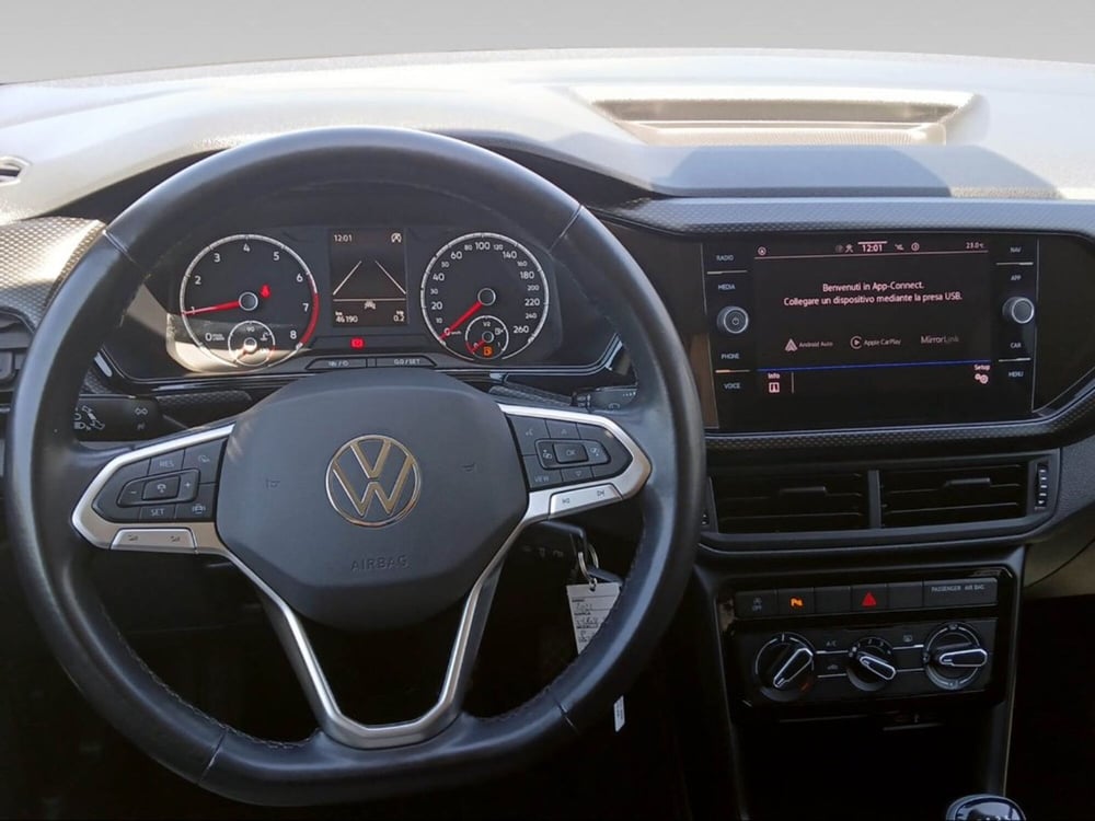 Volkswagen T-Cross usata a Livorno (8)