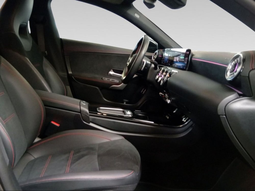 Mercedes-Benz CLA Shooting Brake usata a Pisa (13)