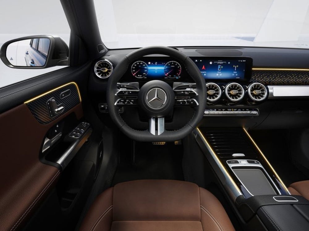 Mercedes-Benz GLB nuova a Siena (6)