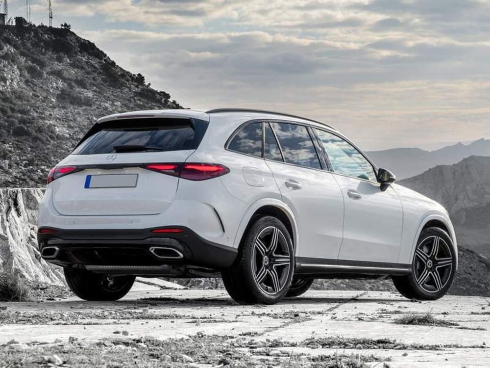 Mercedes-Benz GLC SUV nuova a Firenze