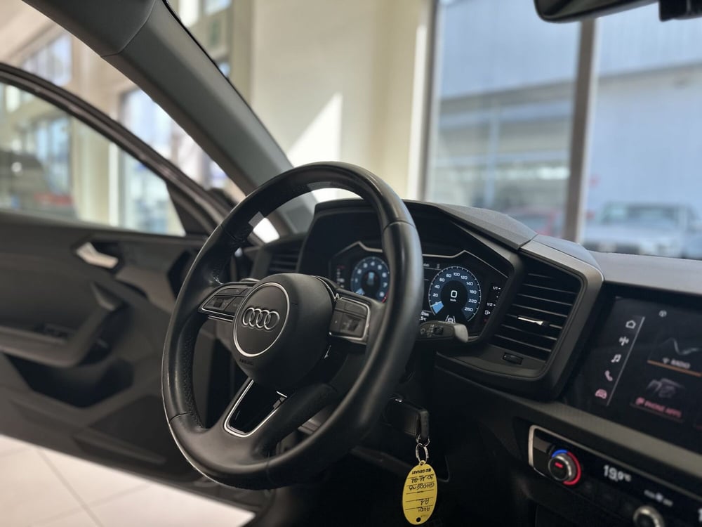 Audi A1 Sportback usata a Latina (11)