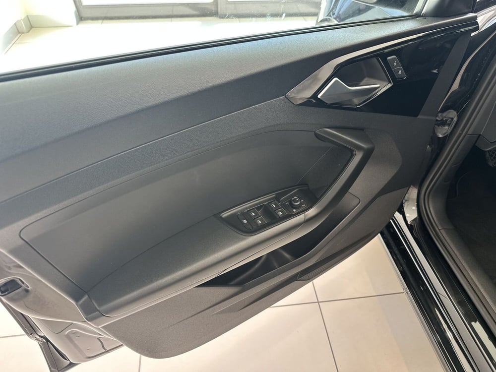 Audi A1 Sportback usata a Latina (7)