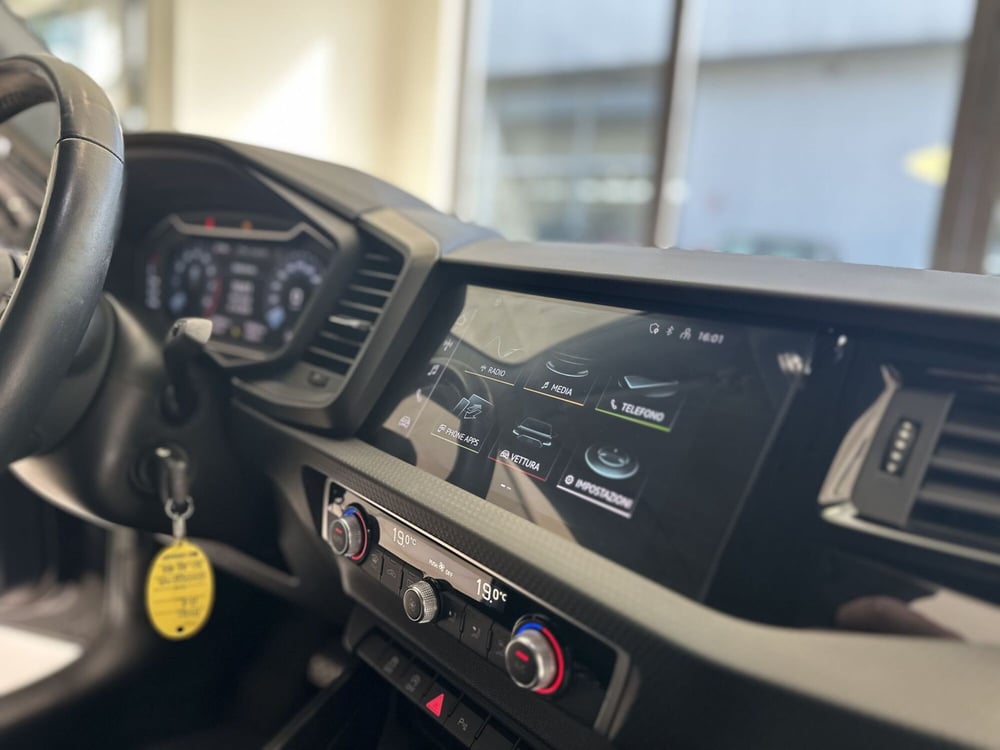 Audi A1 Sportback usata a Latina (9)