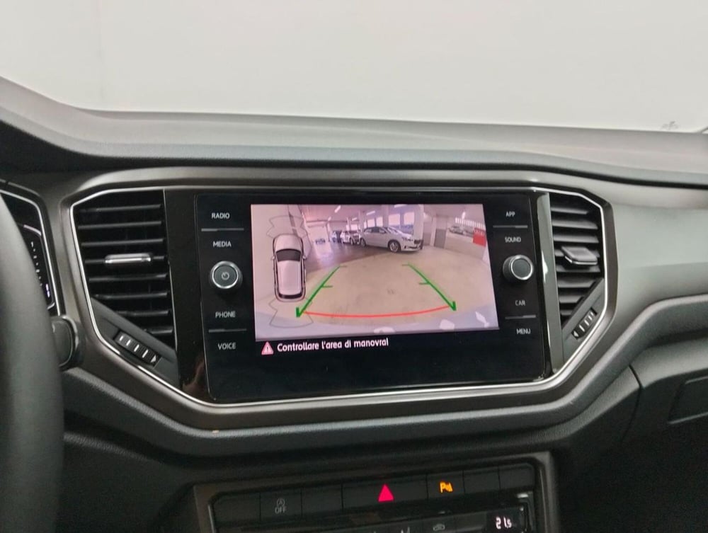 Volkswagen T-Roc usata a Como (17)