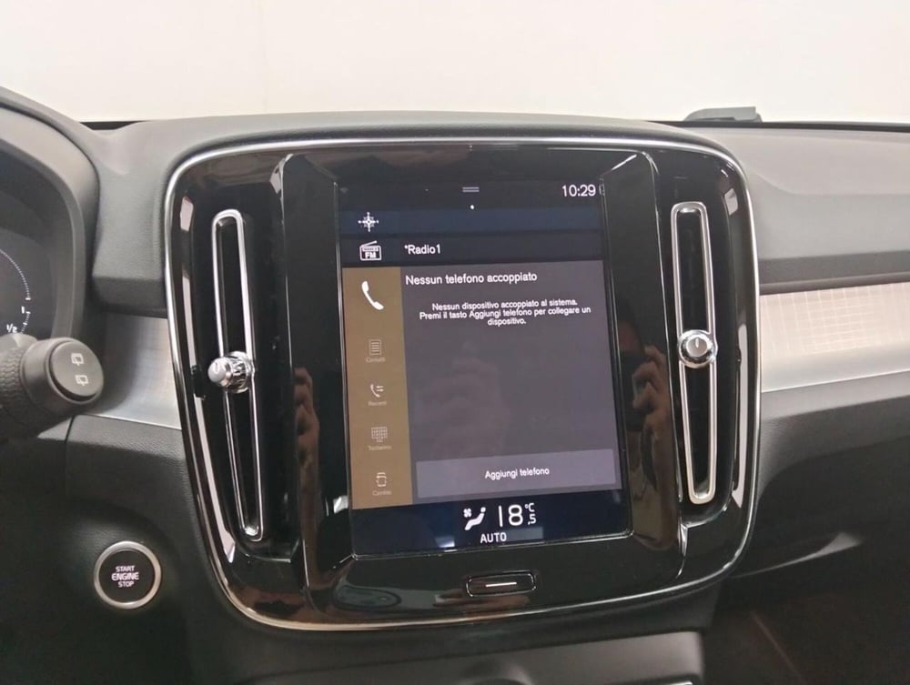 Volvo XC40 usata a Como (15)