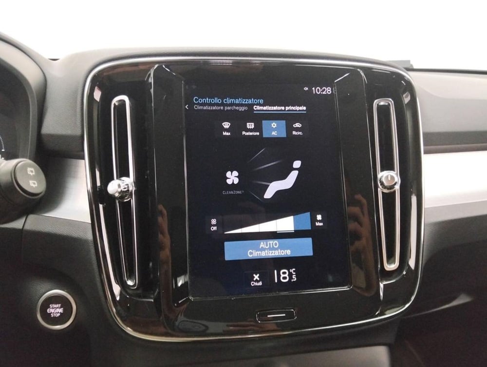 Volvo XC40 usata a Como (16)