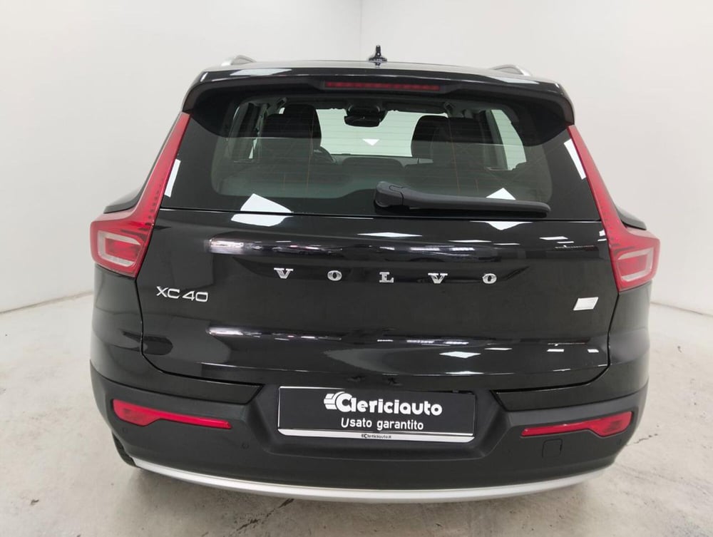 Volvo XC40 usata a Como (7)