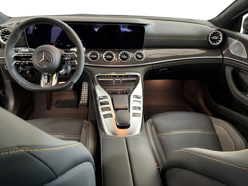 Mercedes-Benz AMG GT Coupé 4 usata a Bari (8)