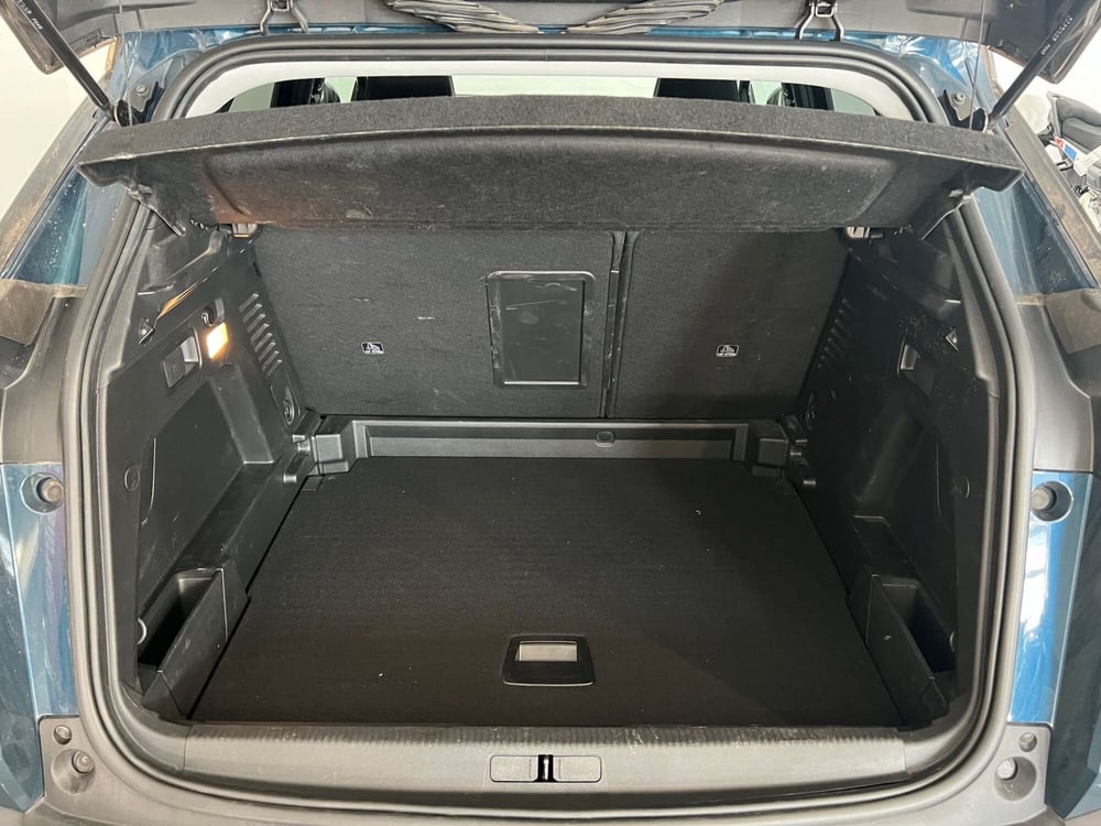 Peugeot 3008 usata a Bari (10)