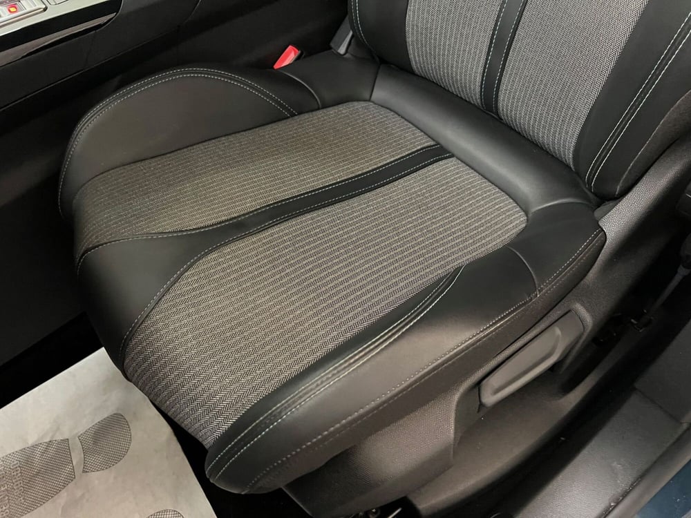 Peugeot 3008 usata a Bari (17)
