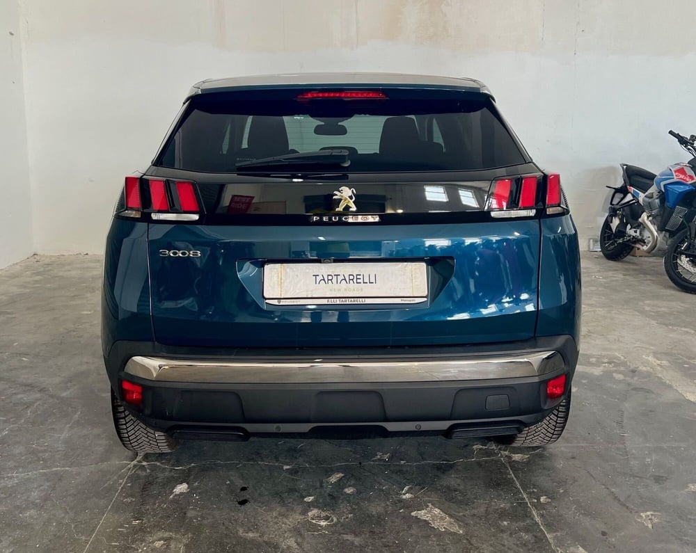 Peugeot 3008 usata a Bari (7)