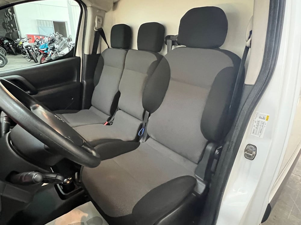 Peugeot Partner Furgone usata a Bari (12)