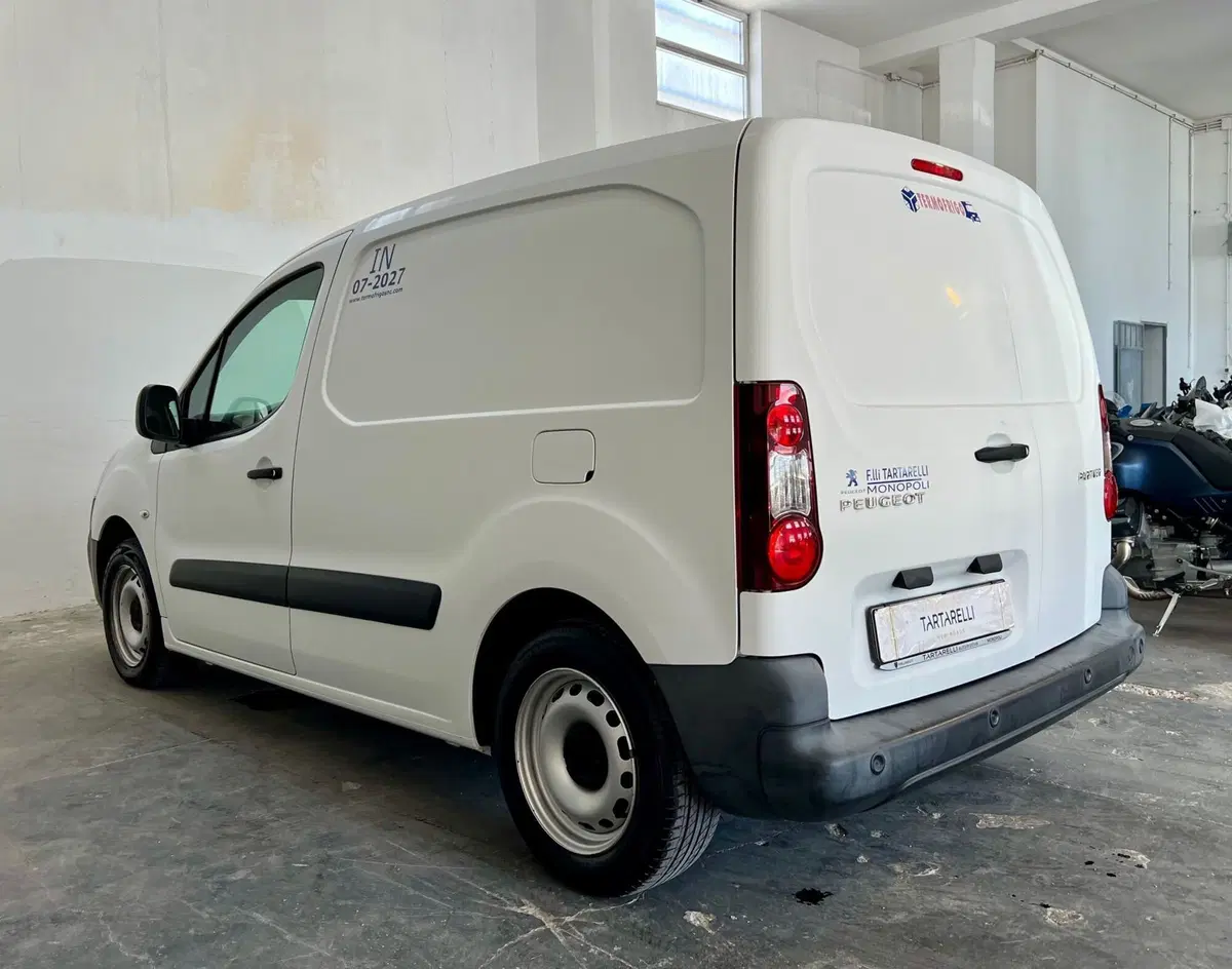 Peugeot Partner Furgone usata a Bari (5)