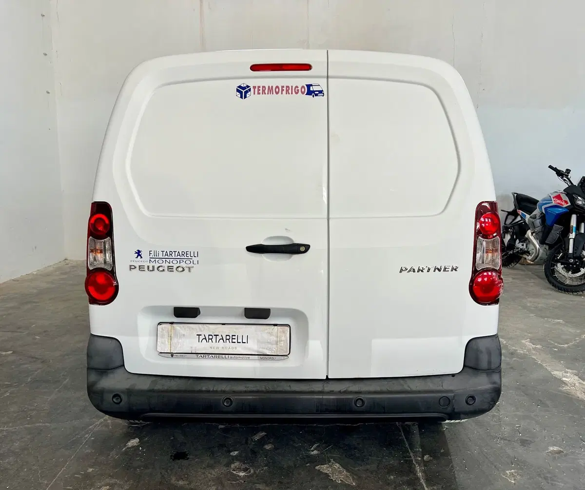 Peugeot Partner Furgone usata a Bari (6)