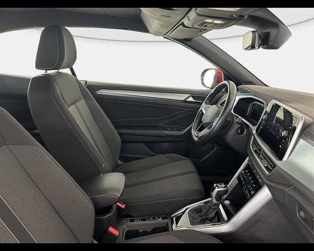 Volkswagen T-Roc Cabrio usata a Roma (8)