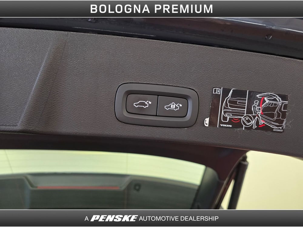 Volvo XC40 usata a Bologna (10)