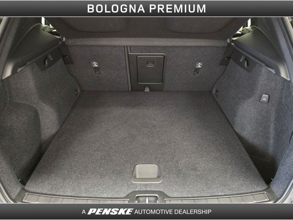 Volvo XC40 usata a Bologna (11)
