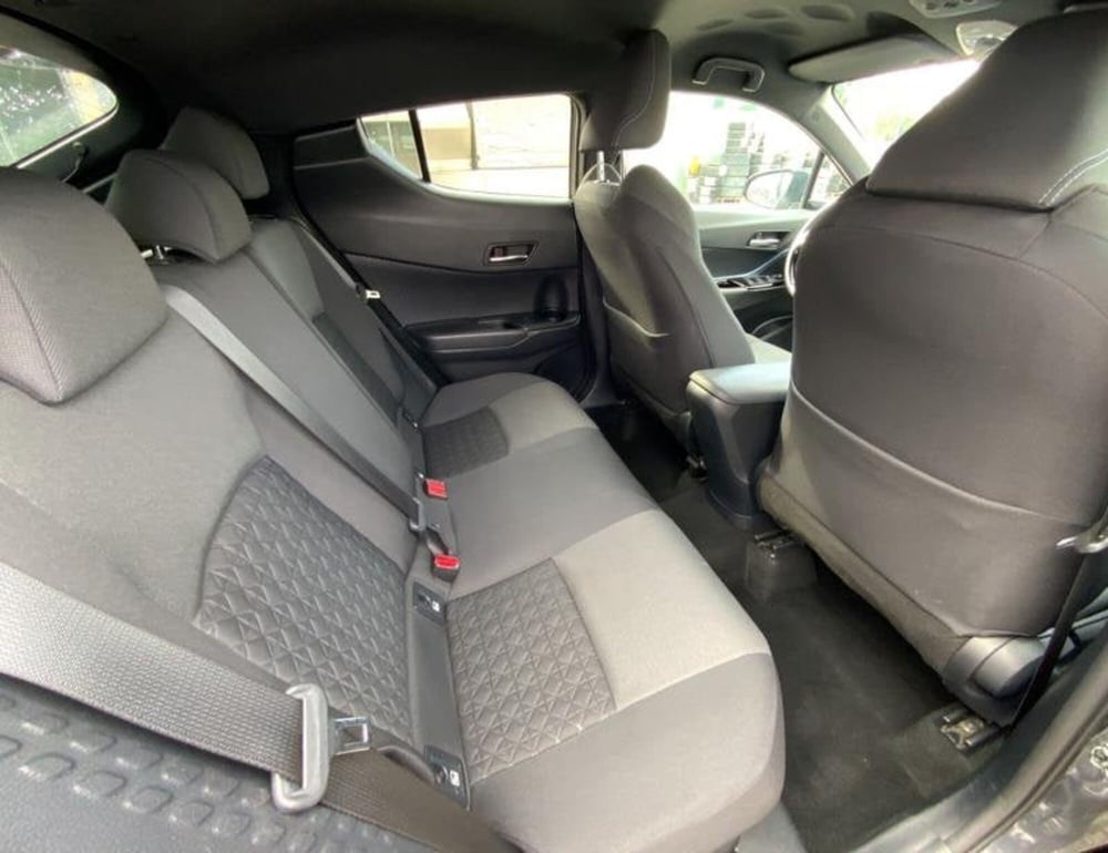 Toyota Toyota C-HR usata a Perugia (10)
