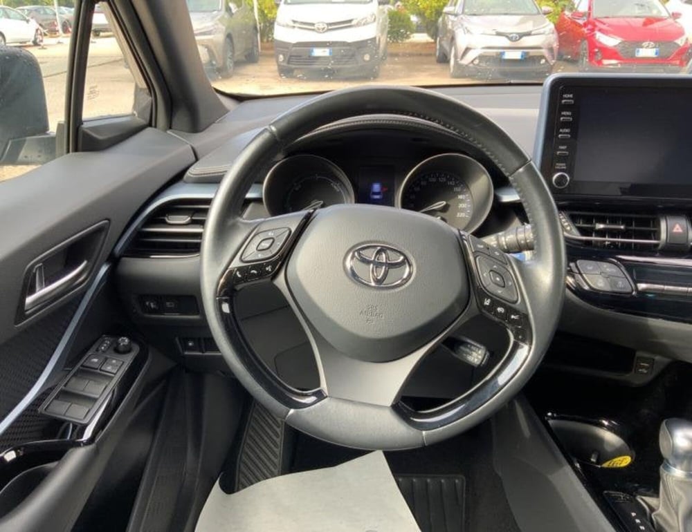 Toyota Toyota C-HR usata a Perugia (12)