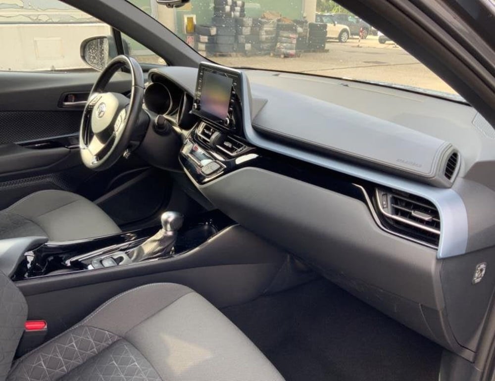 Toyota Toyota C-HR usata a Perugia (14)